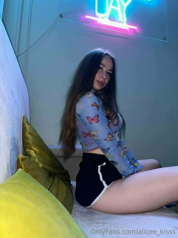 alicee_kisss