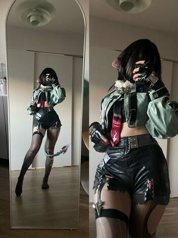 Ami Honami