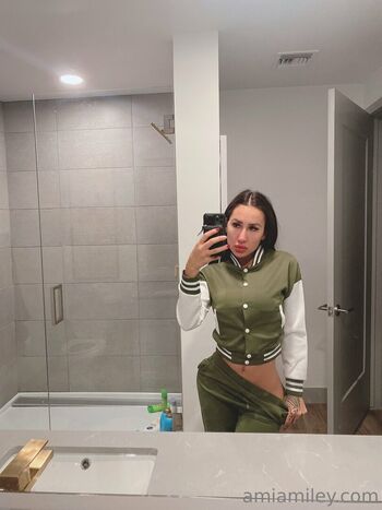 amiamileyxxx