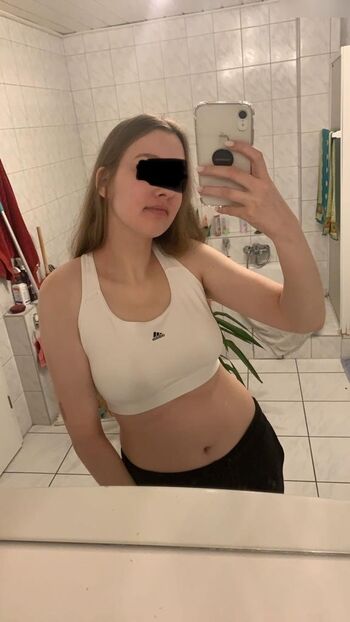 Annalena_00000