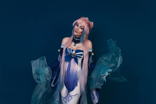 Anya Ichios