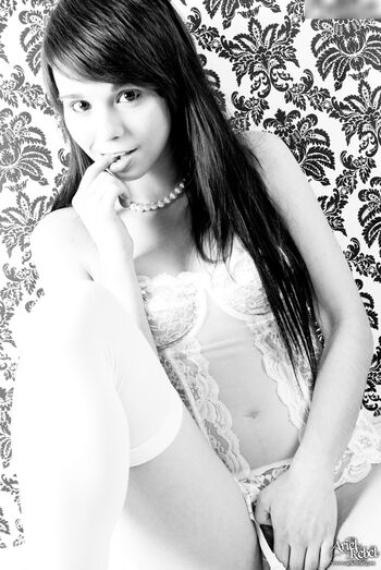 Ariel Rebel