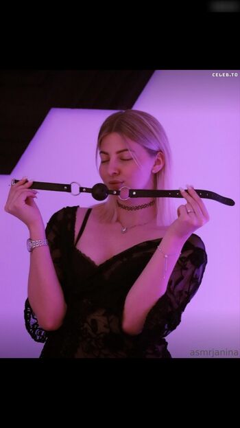 ASMR Janina