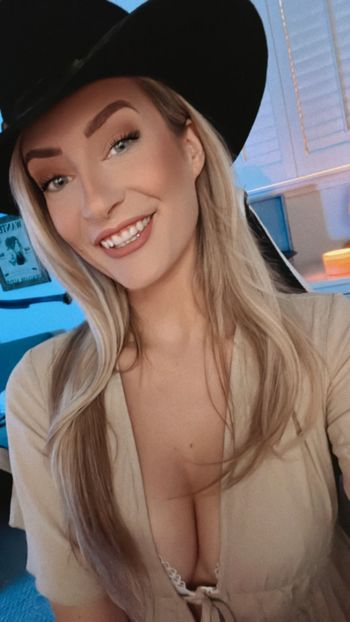 BasicWitGirl