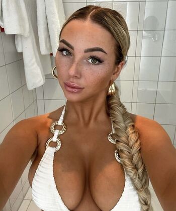 Beth Amelia