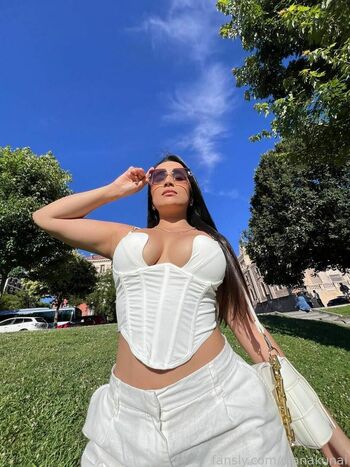 bigbootyx1