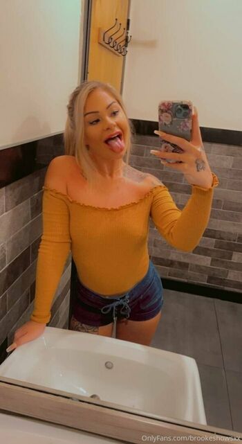 brookeshowsxx