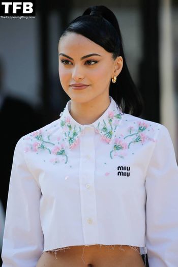 Camila Mendes
