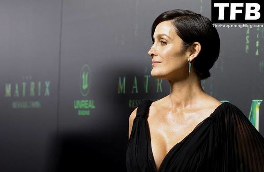 Carrie-Anne Moss