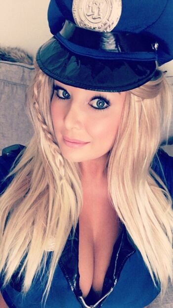 Charlotte Fox