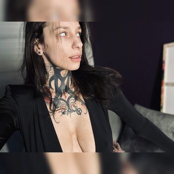 Chloe Roma