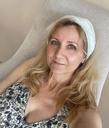 Corrinne Wicks