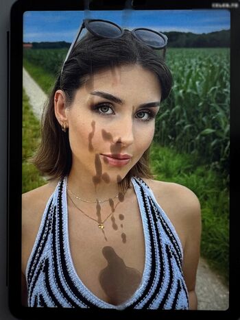 Cum Tributes