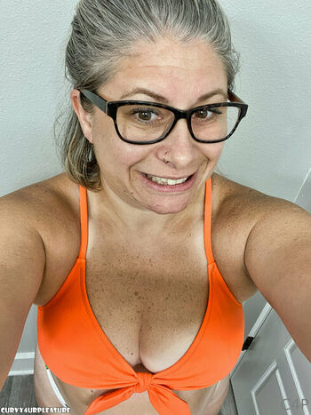 curvy4urpleasure