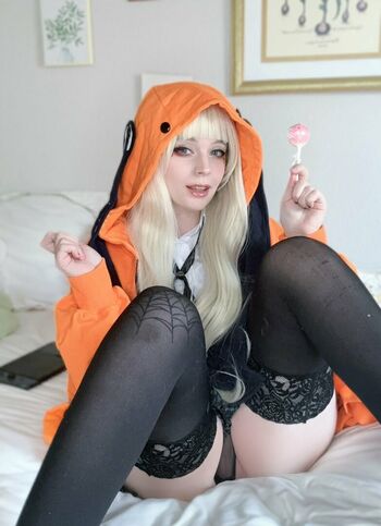 Dae_cos