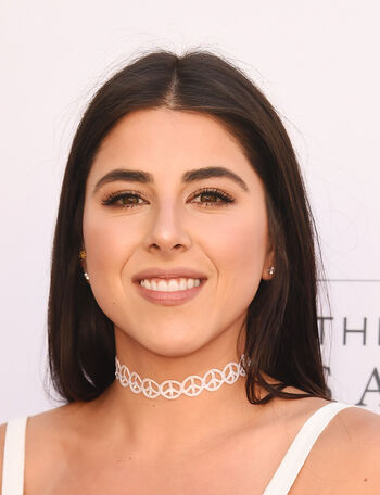 Daniella Monet