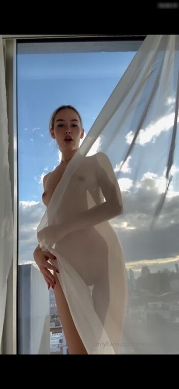 Elena Kamperi