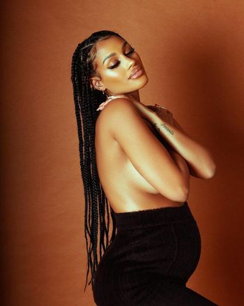 Fanny Neguesha