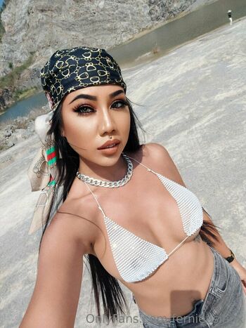 fernieasianx