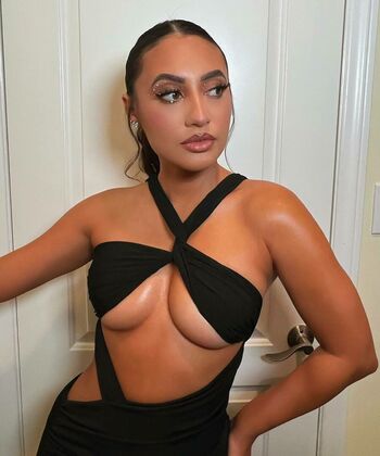 Francia Raisa