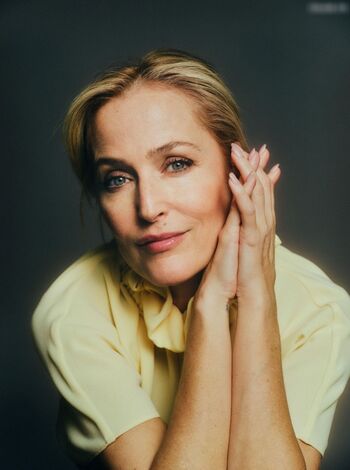 Gillian Anderson