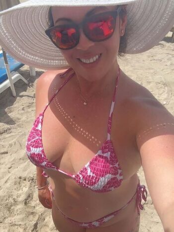 HotwifeJadeLi