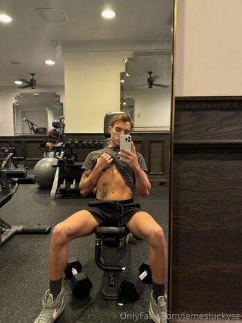 jamesluckysz