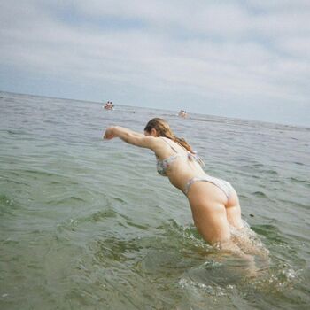 Joey King