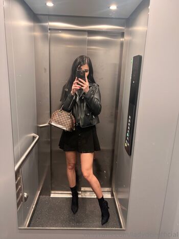 ladydeeofficial