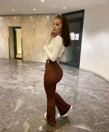lauraa_.fl