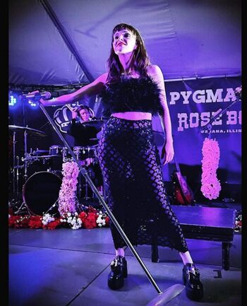 Lauren Mayberry