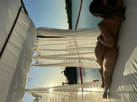 laysaax