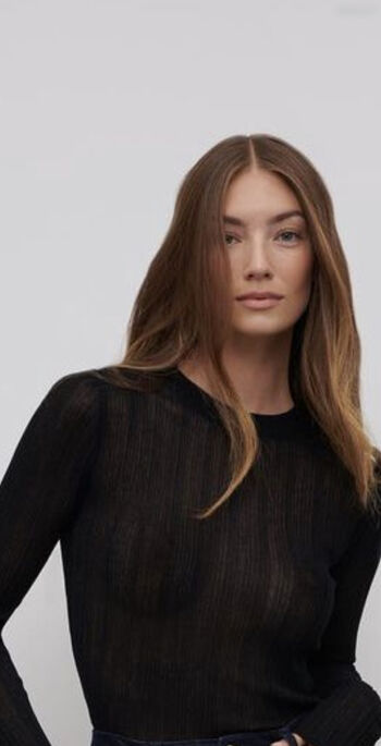 Lorena Rae