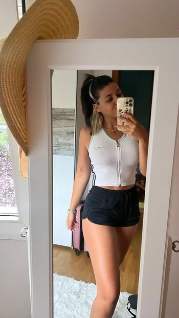 Marta De Lola