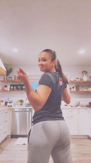 Michelle Waterson