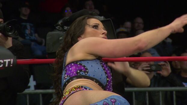 Mickie James