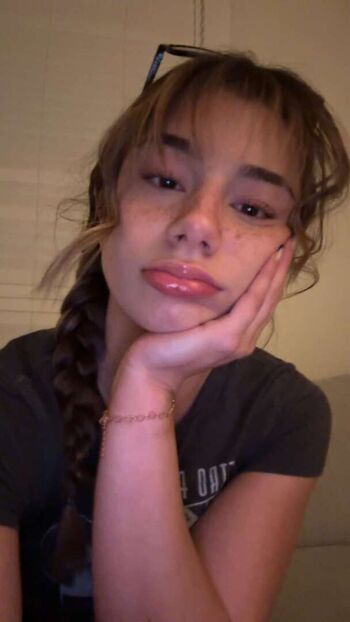 Mikayla Campinos
