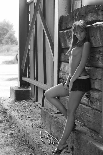Model Cathy