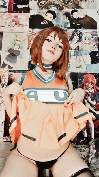 Momoiro Cosplay