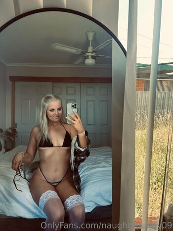 naughtybunny09