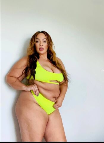 Nia Jax