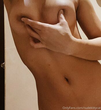 nudekittycat
