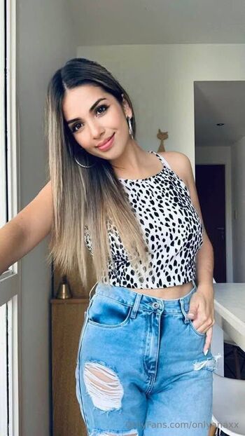 onlyanaxx