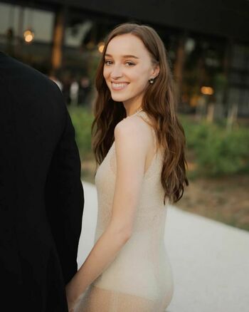 Phoebe Dynevor