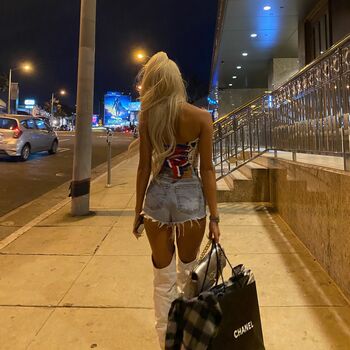 Pia Mia Perez