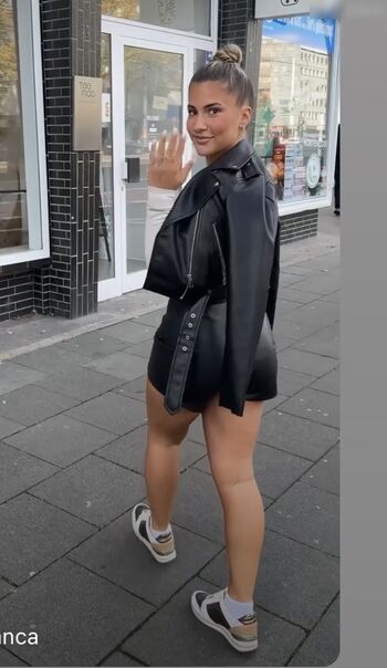 Sarah.anca