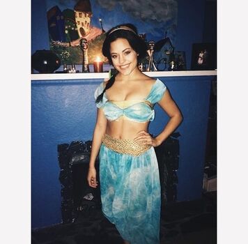 Sarah Jeffery