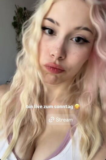 Sarahtoninx9_