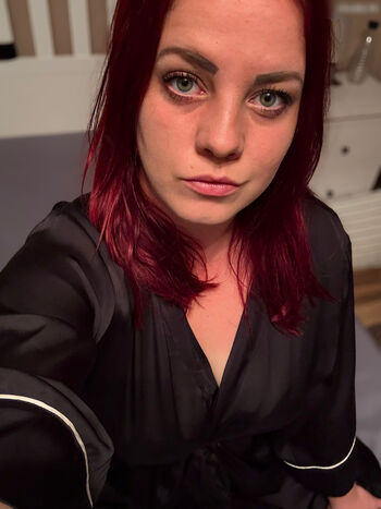 SexyRedPacy