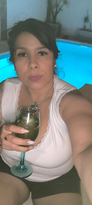 sherlyn251525